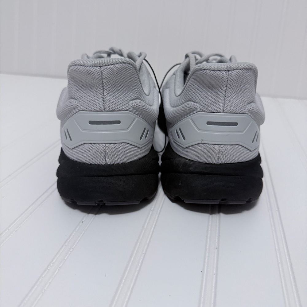 Brooks Men's Light Gray and Black Anthem 6 Running Shoes in Size 14 - Picture 4 of 10